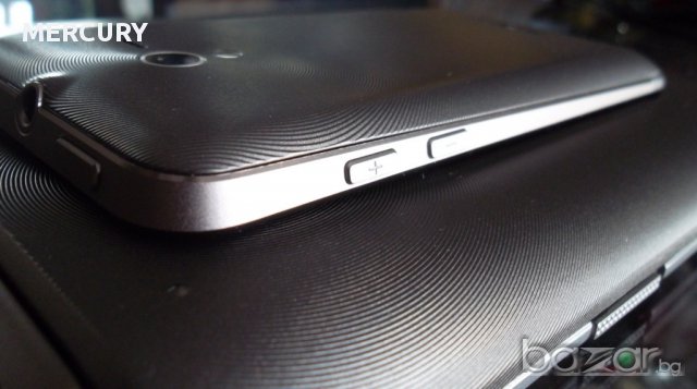 Продавам Padfone Asus +Station, снимка 12 - Таблети - 12866574