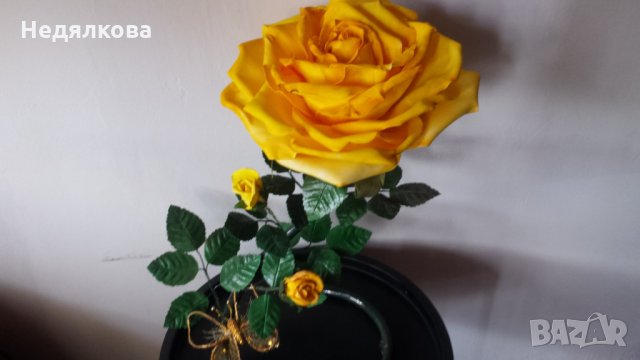 Рози-ръчно направени.