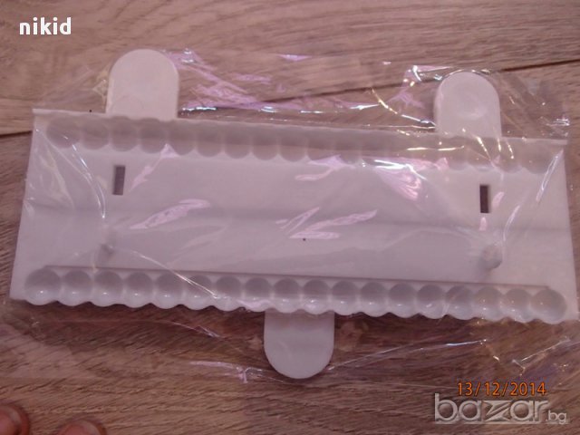 пластмасова сгъваема форма за направа на захарни перли перлички украса декор, снимка 2 - Форми - 9184283