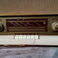 Радио,радиоприемник PECS, снимка 2 - Антикварни и старинни предмети - 21935358