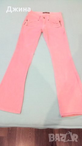 Дамски панталон/дънки Guess, снимка 2 - Панталони - 24831171