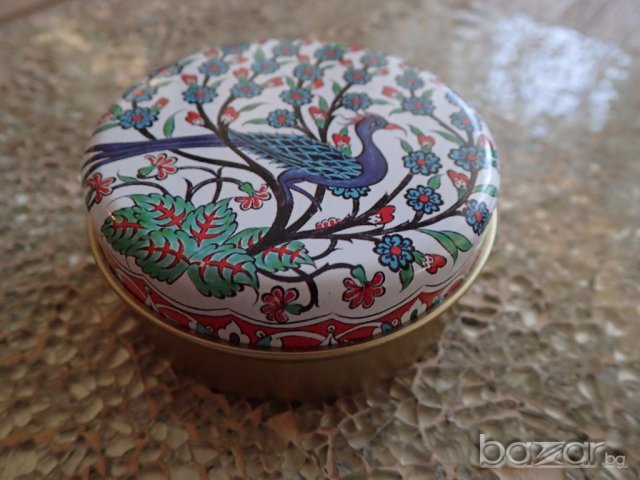 метална кутийка с арабски дизайн от Мароко, снимка 1 - Декорация за дома - 19980305