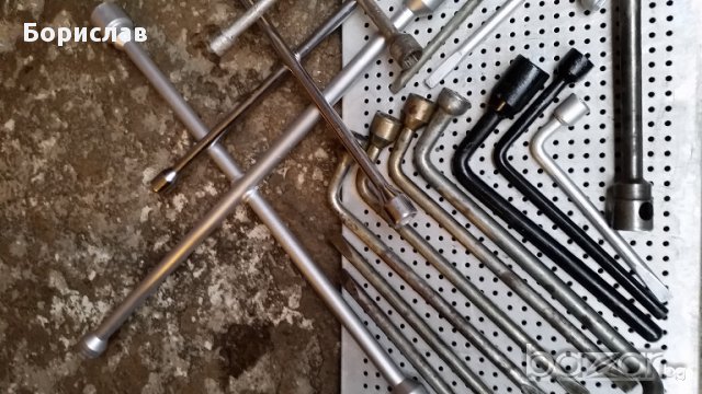 Ключове за гуми, снимка 5 - Ключове - 12755034