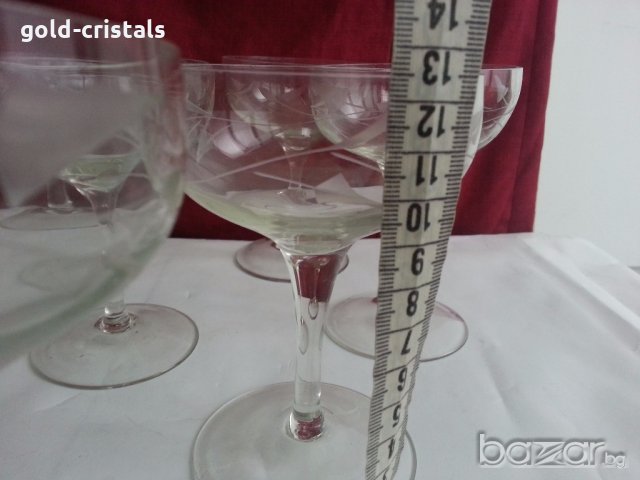  стъклени чаши гравирани , снимка 2 - Антикварни и старинни предмети - 20390027