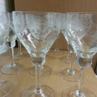 Ретро кристални чаши за вино гравирани, снимка 1 - Антикварни и старинни предмети - 22192484