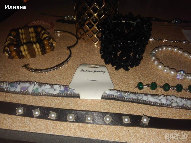 Гривни, снимка 1