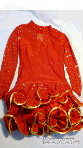 Червена рокля със златен кант за танци или повод, снимка 1