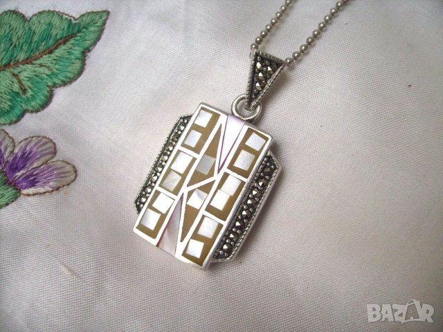 Сребърен Медальон със Седефи и Марказити, снимка 1