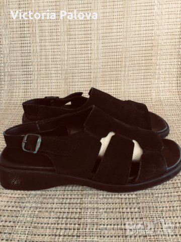 Хубави удобни сандали,39