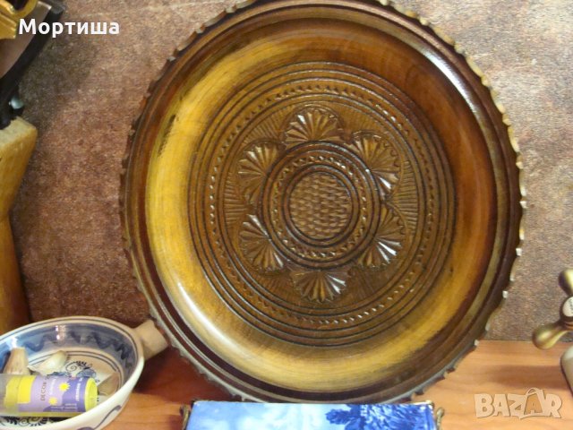 Великолепна ръчно изработена дървена чиния за стена 