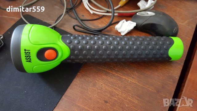 Прожектор фенер водоустойчив с три батерии от големите, снимка 3 - Къмпинг осветление - 26086172