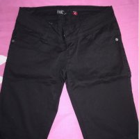Дамски панталон, снимка 1 - Къси панталони и бермуди - 22311628