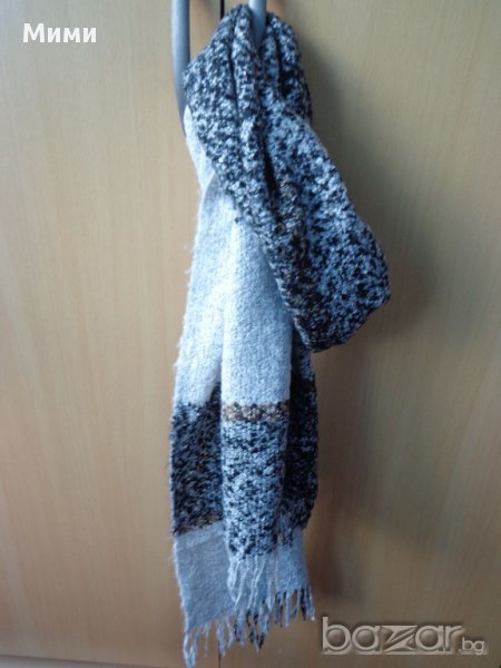 топъл сив шал за 5лв., снимка 1