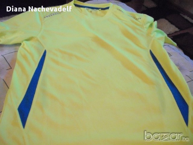 нова дамска тениска с къс ръкав