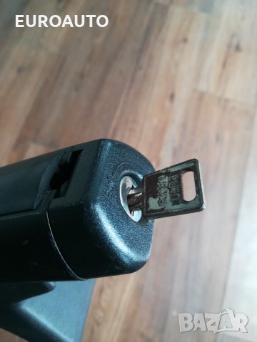 Оригинален багажник за Volkswagen Passat, снимка 4 - Аксесоари и консумативи - 22218201