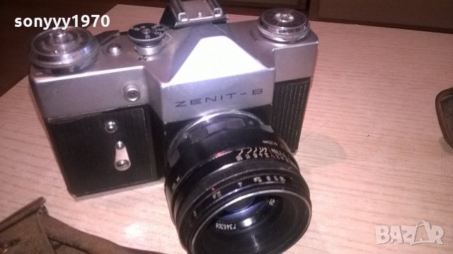 zenit b-made in ussr-ретро фотоапарат+кожен кобур, снимка 5 - Фотоапарати - 21759364