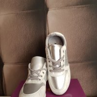 Нови дамски спортни обувки, маратонки в сребрист металик - нови - 38 номер, снимка 3 - Маратонки - 24989568
