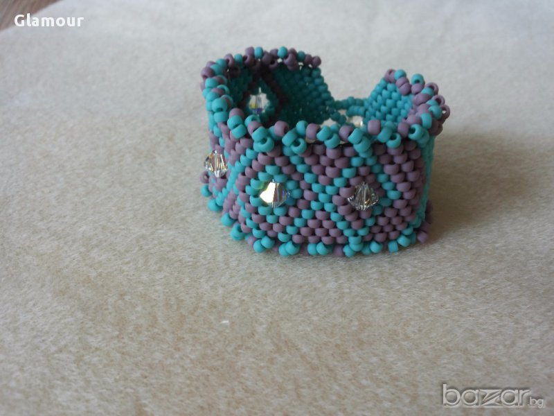 Гривна с мъниста, снимка 1