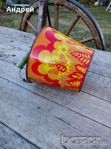 Детска метална кофа,кофичка, снимка 3 - Антикварни и старинни предмети - 19573963