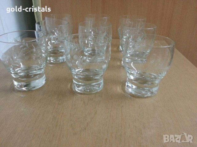  Стари чаши гравирани