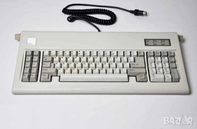 Купувам Ретро клавиатура XT/AT