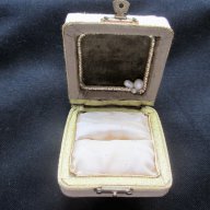 Старинна кутия  за годежен пръстен , снимка 3 - Антикварни и старинни предмети - 17569806