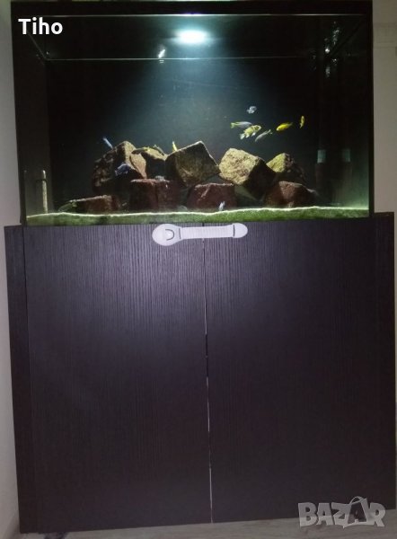 Аквариум и маса за аквариум, снимка 1