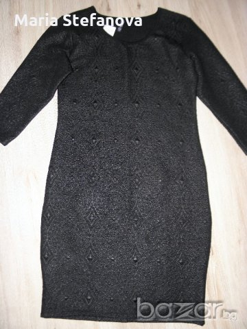 Нова елегантна рокля в черно с гравирани фигурки, снимка 3 - Рокли - 20399527
