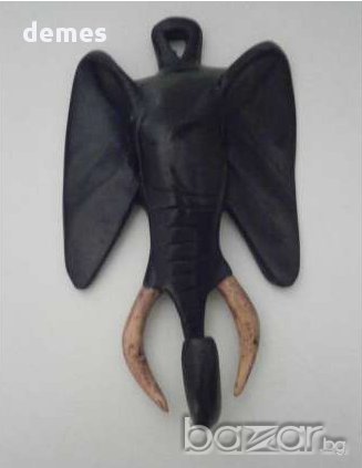          	 Маска - слон, Кения 