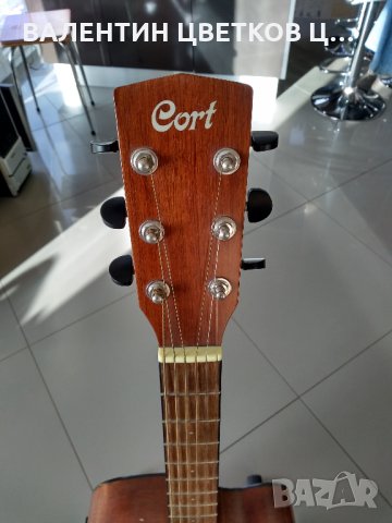Електро акустучна китара Корт, като нова.