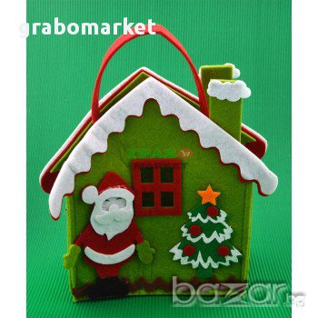 Коледна торбичка във формата на къщичка с Дядо Коледа и елха. Изработена от филц. , снимка 2 - Коледни подаръци - 16202262
