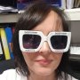 Слънчеви очила бели с надпис код 0410181, снимка 1 - Слънчеви и диоптрични очила - 22937806