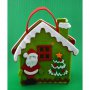 Коледна торбичка във формата на къщичка с Дядо Коледа и елха. Изработена от филц. , снимка 2