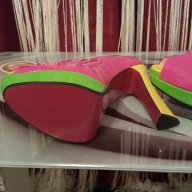 НОВО!!! Лачени цветни обувки, снимка 3 - Дамски обувки на ток - 10713503