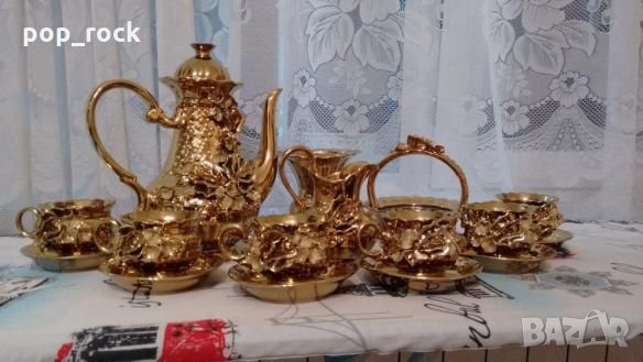 купувам, търся този позлатен сервиз, снимка 1