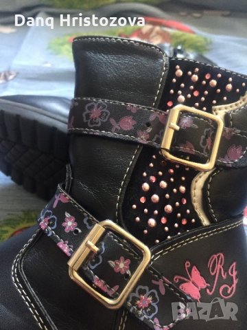 Красиви ботички , снимка 3 - Детски боти и ботуши - 23135663