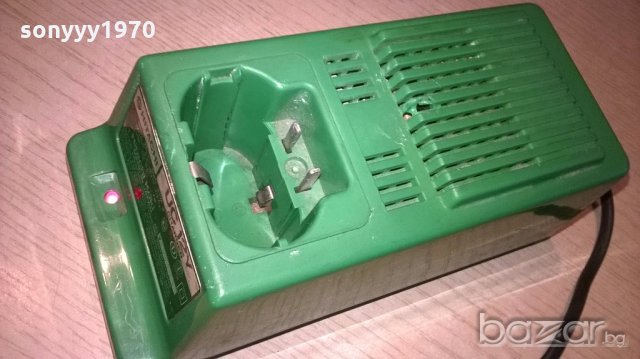 hitachi uc12y charger-made in japan-внос швеицария