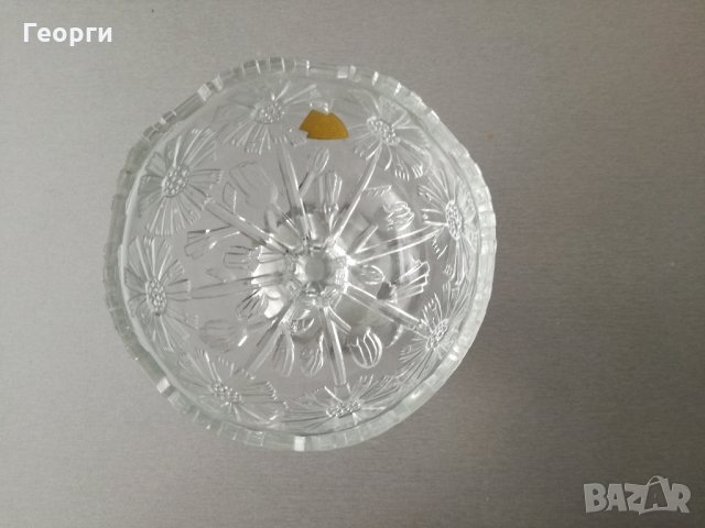 Кристална купа , снимка 1 - Чинии - 22824245