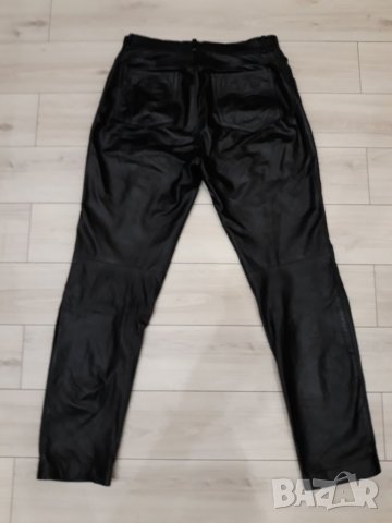 НОВ Черен кожен панталон от естествена кожа 100 % унисекс , снимка 1 - Панталони - 23455188