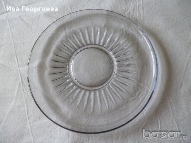 Стъклени чинийки за десерти, снимка 3 - Кухненски принадлежности - 13607314