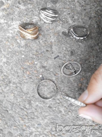 Различни пръстени, снимка 5 - Пръстени - 20187456