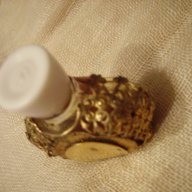 Продавам старо шишенце с  парфюм с метален обков и позлата, снимка 2 - Антикварни и старинни предмети - 13595038