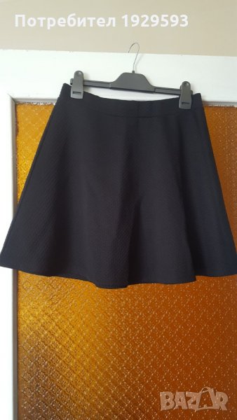 Черна пола марка Н&М номер S, снимка 1