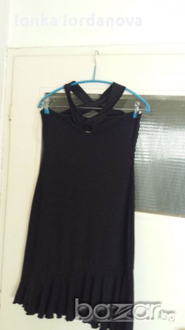 Черна рокля с презрамки, размер М, снимка 2 - Рокли - 18401343
