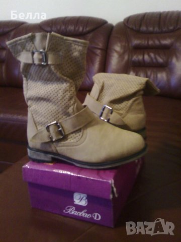 много актуални нови ботуши , снимка 2 - Дамски боти - 23881295