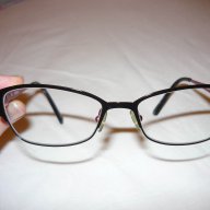 Нови очила с рамка GUESS и японски стъкла HOYA , снимка 2 - Слънчеви и диоптрични очила - 13243294