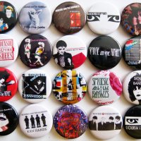 Значки на Siouxsie and The Banshees, снимка 1 - Други ценни предмети - 24868243