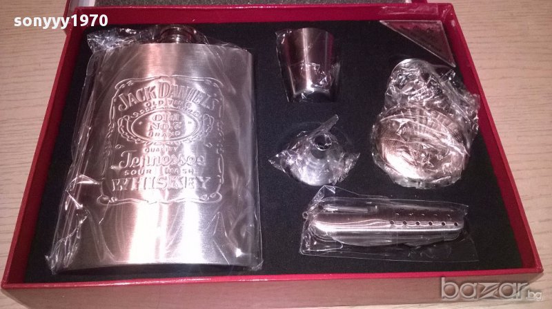 луксозен и стилен-нов подаръчен комплект, снимка 1