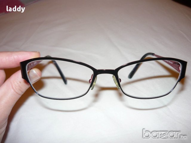 Нови очила с рамка GUESS и японски стъкла HOYA , снимка 2 - Слънчеви и диоптрични очила - 13243294