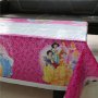 6 принцеси Ариел Белл Снежанка и др найлонова покривка за парти рожден ден, снимка 1 - Покривки за маси - 17869117